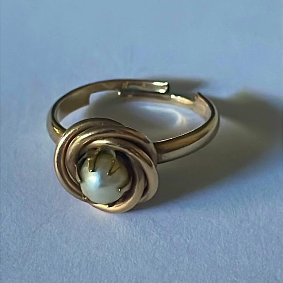 Vintage Jewelry - Vintage Signed 10K GF nested Pearl Ring